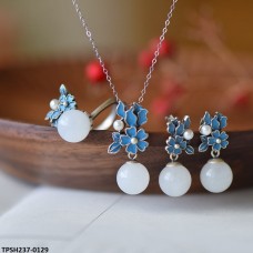 TPSH237 GWH Flower & Pearl Pendant Set